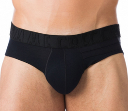 les sous-vêtements trop serrés – attention aux spermatozoïdes